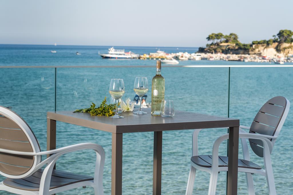 Denise Beach Hotel Laganas Ngoại thất bức ảnh